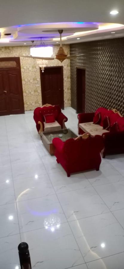Hotel Pak Continental Мултан Экстерьер фото